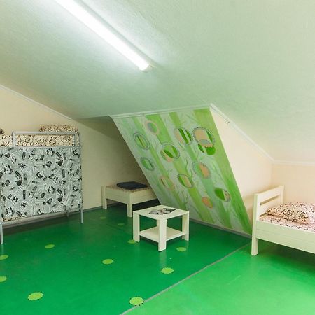 Lucky Hostel На Крещатике Kijev Kültér fotó