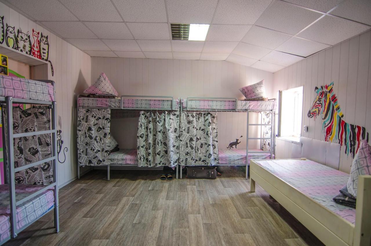 Lucky Hostel На Крещатике Kijev Kültér fotó