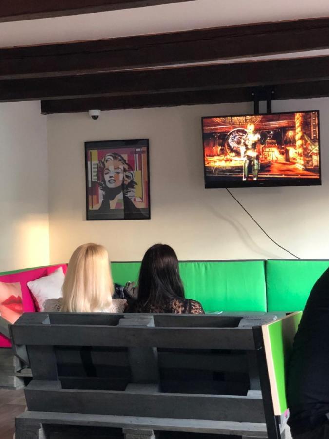 Lucky Hostel На Крещатике Kijev Kültér fotó