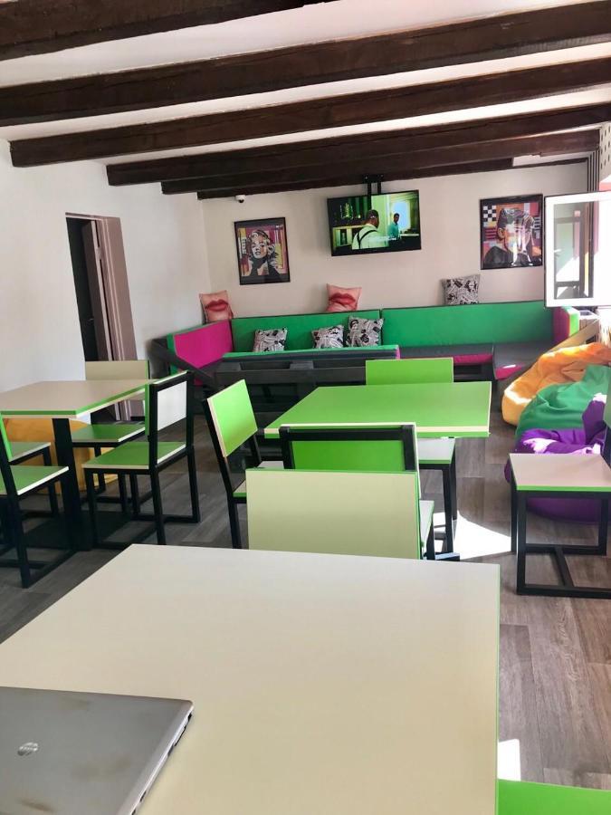 Lucky Hostel На Крещатике Kijev Kültér fotó