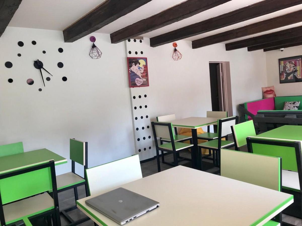 Lucky Hostel На Крещатике Kijev Kültér fotó